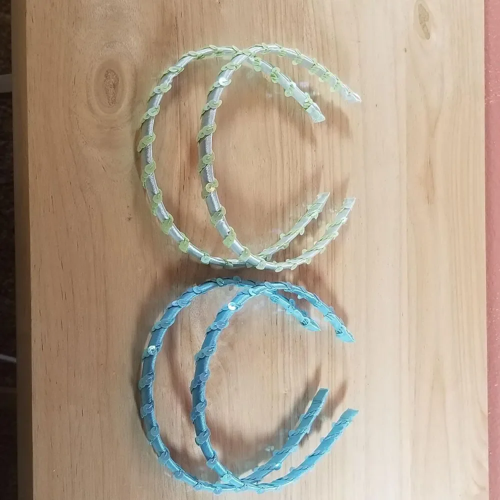 Girls Headbands Lot 4 Pcs 1/2